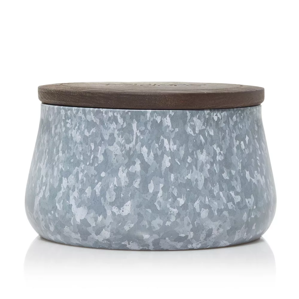 Yankee Candle Fresh Rain Large Outdoor Candle - Image 2